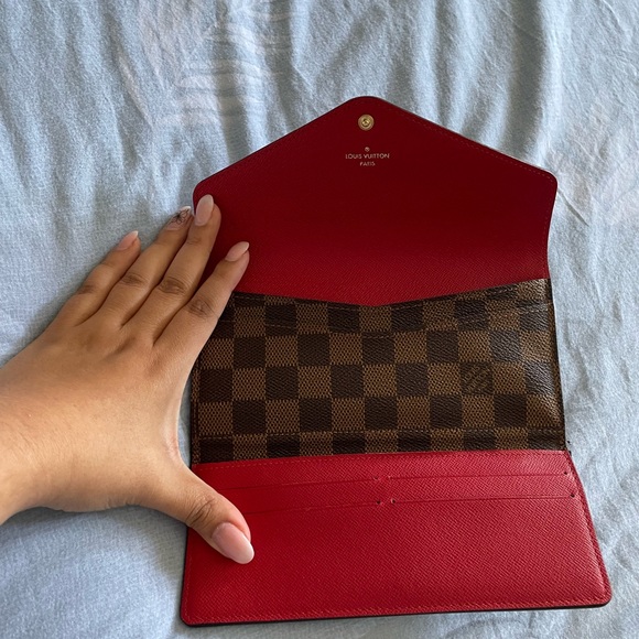 Women’s Louis Vuitton josephine Wallet Damier - Picture 3 of 9